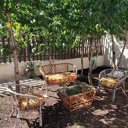 Apartament Kaite House