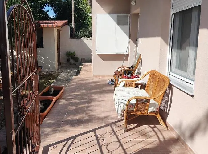 Apartamento Kaite House Cozani
