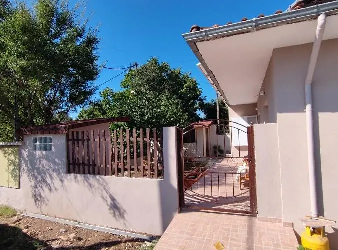 Kaite House Cozani
